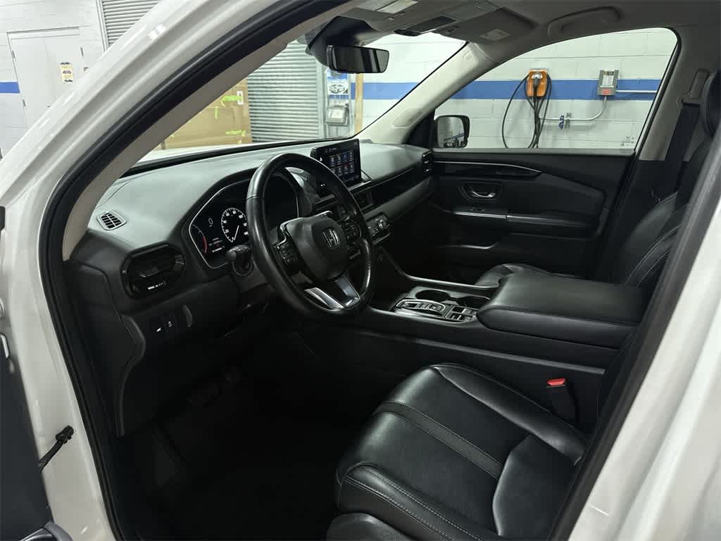 Thumbnail: 2023 Honda Pilot - 29