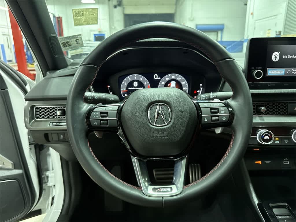 Thumbnail: 2023 Acura Integra - 18