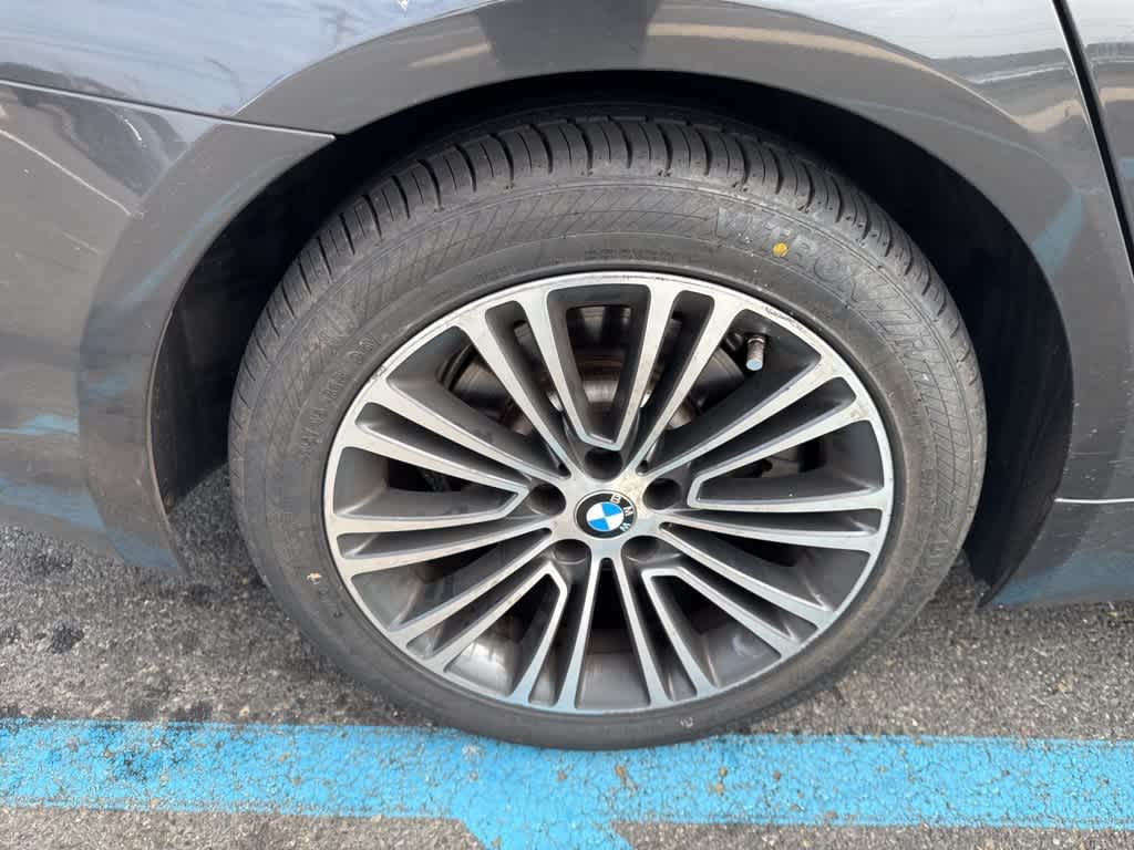 Thumbnail: 2020 BMW 5 Series - 25