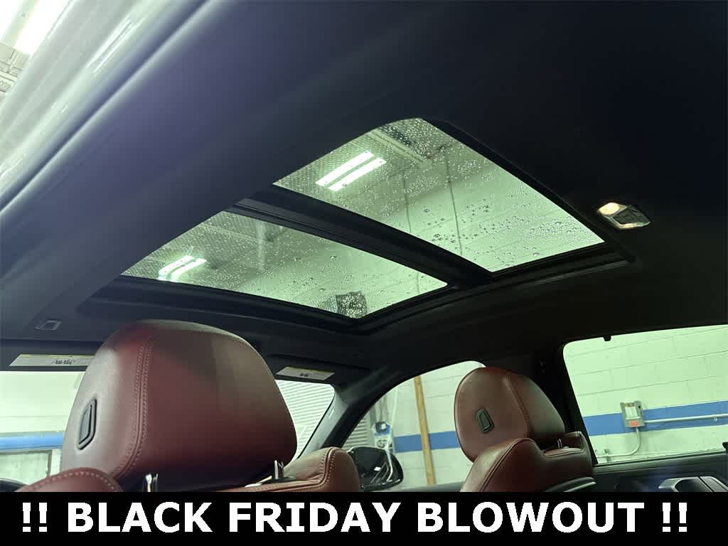 Thumbnail: 2022 BMW X6 - 25