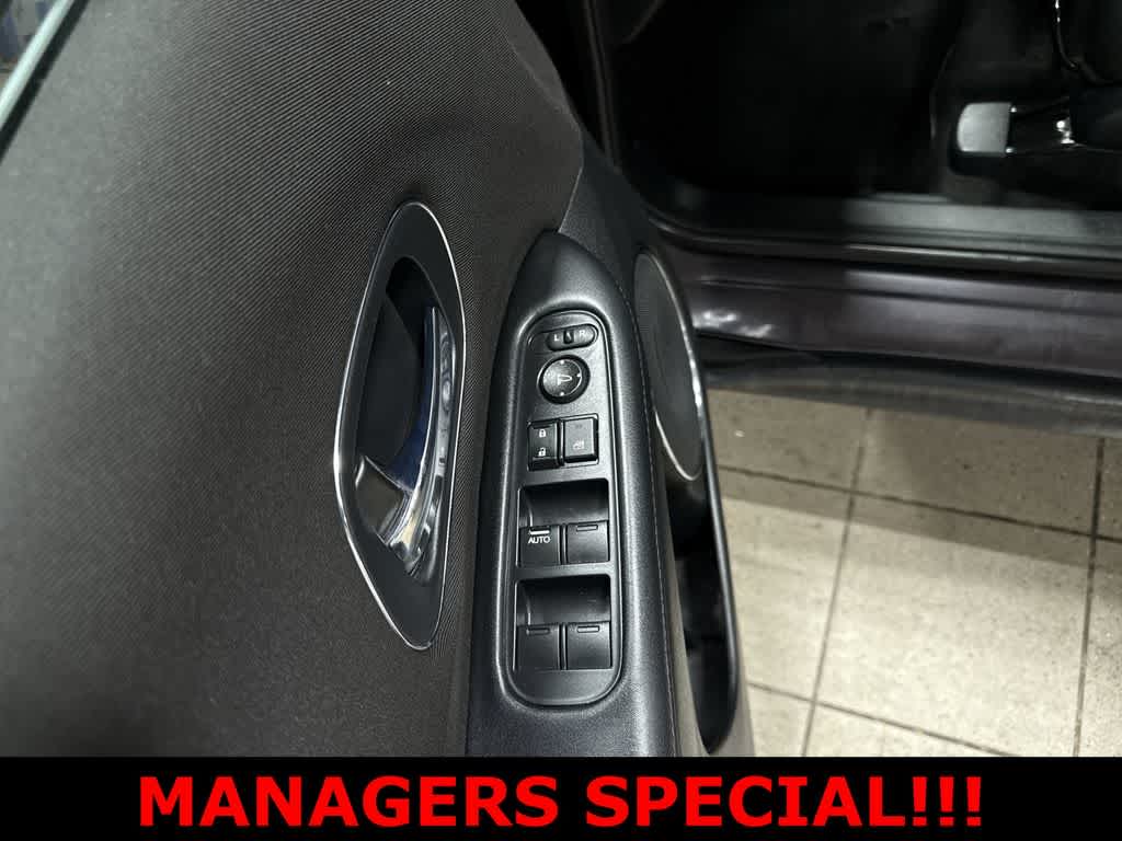 Thumbnail: 2017 Honda HR-V - 21