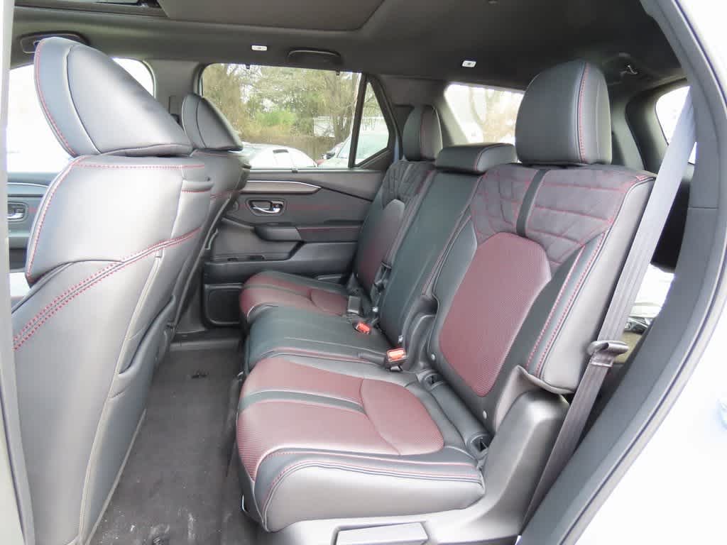 Thumbnail: 2026 Honda Pilot - 15