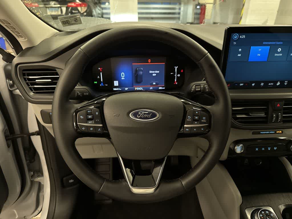 Thumbnail: 2025 Ford Escape - 18