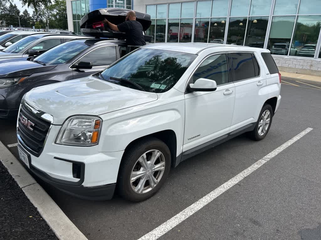 Thumbnail: 2017 GMC Terrain - 1