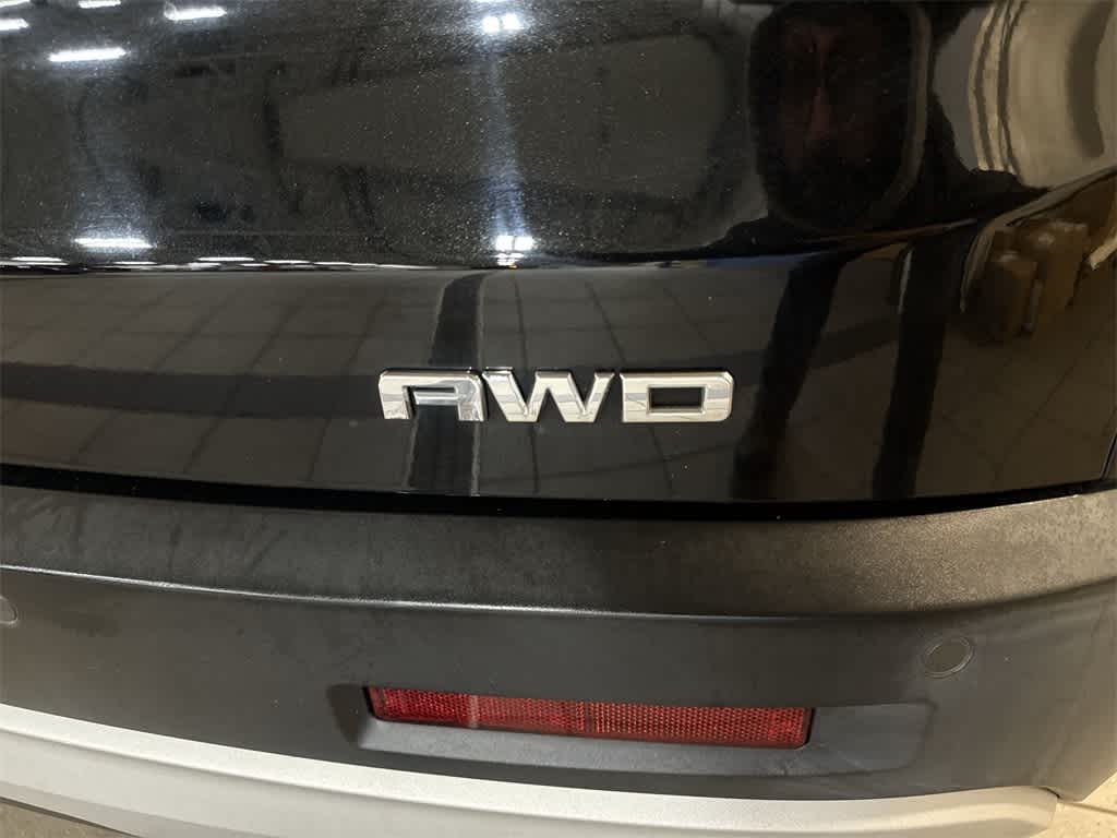 Thumbnail: 2017 GMC Acadia - 29