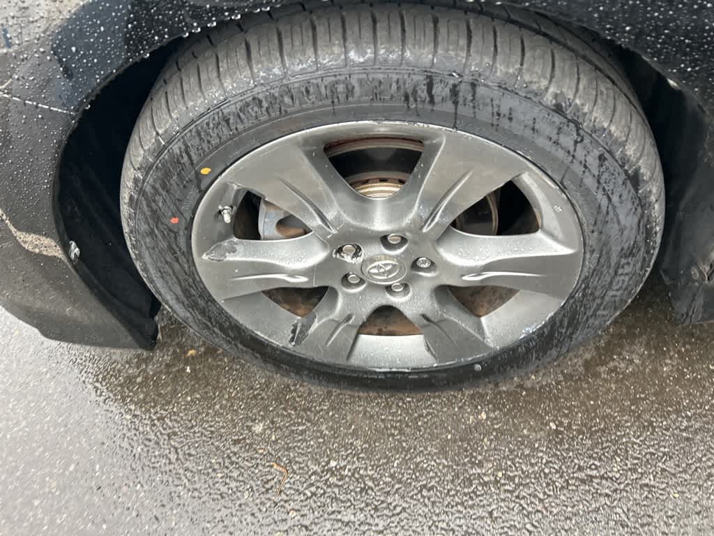 Thumbnail: 2014 Toyota Sienna - 11