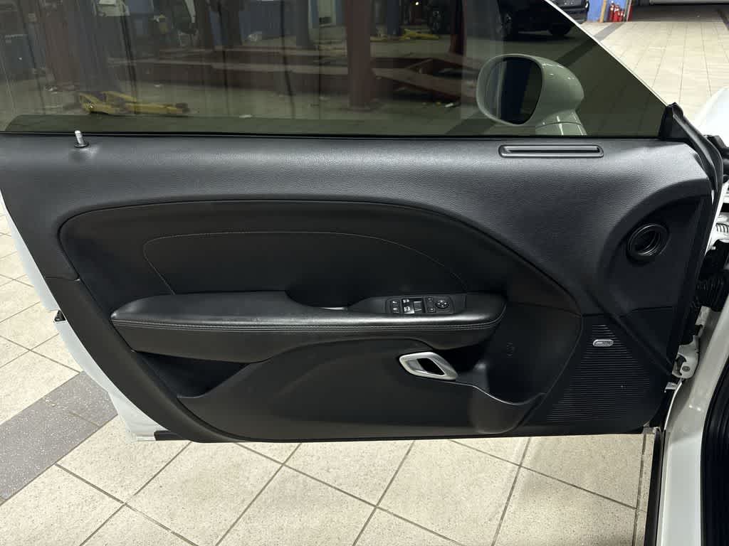 Thumbnail: 2018 Dodge Challenger - 29