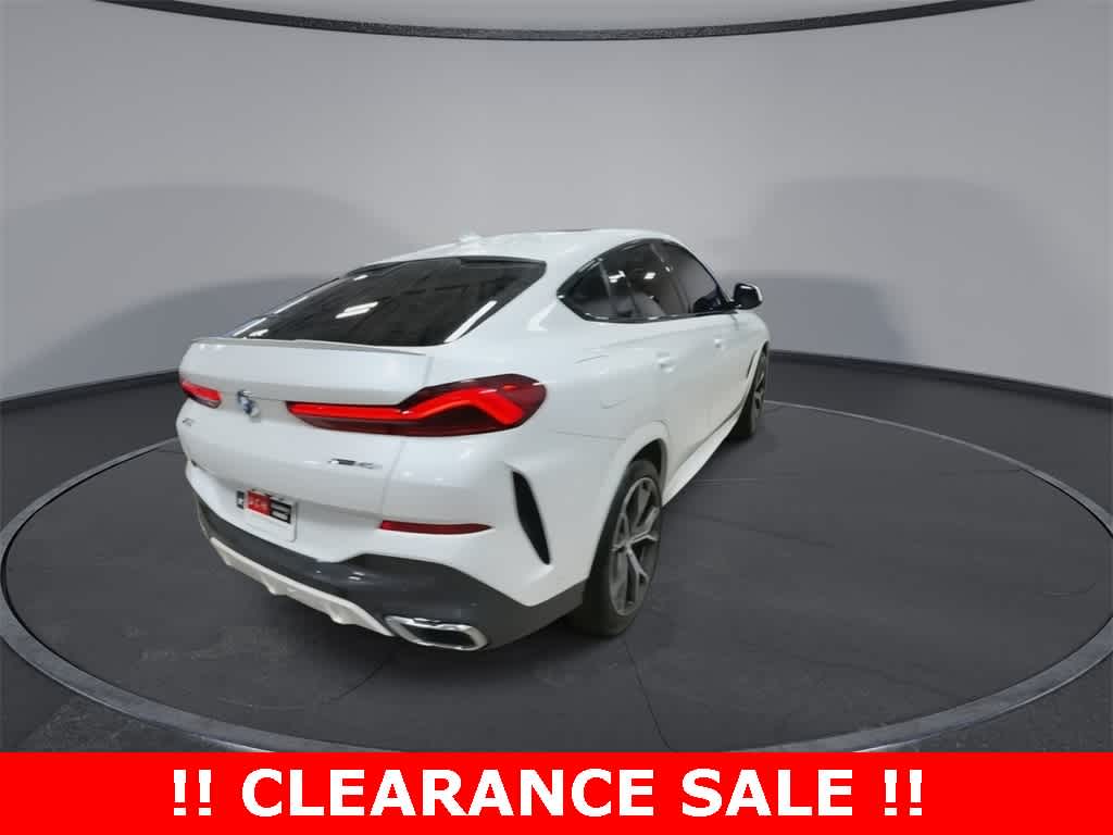 Thumbnail: 2022 BMW X6 - 8