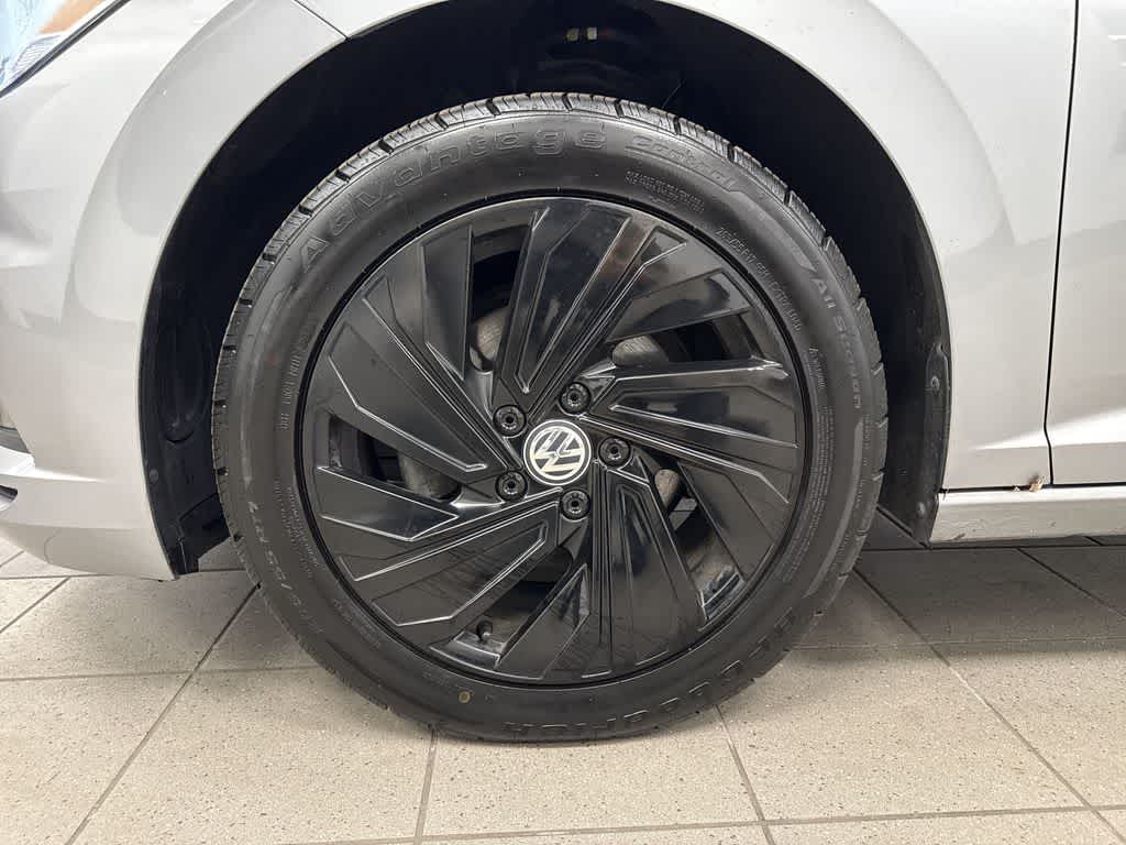 Thumbnail: 2019 Volkswagen Jetta - 10