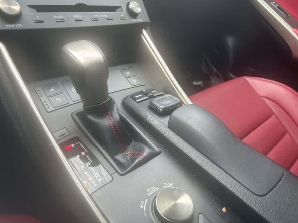 Thumbnail: 2016 Lexus IS - 6