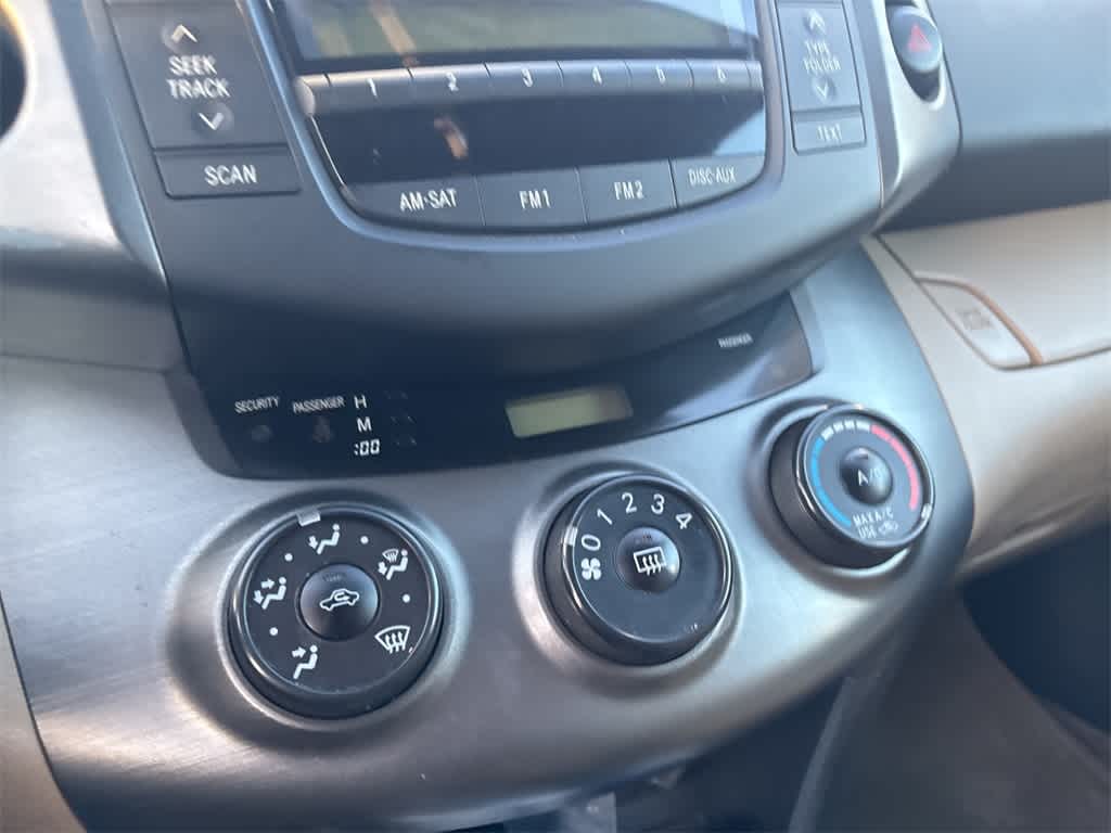 Thumbnail: 2011 Toyota RAV4 - 5