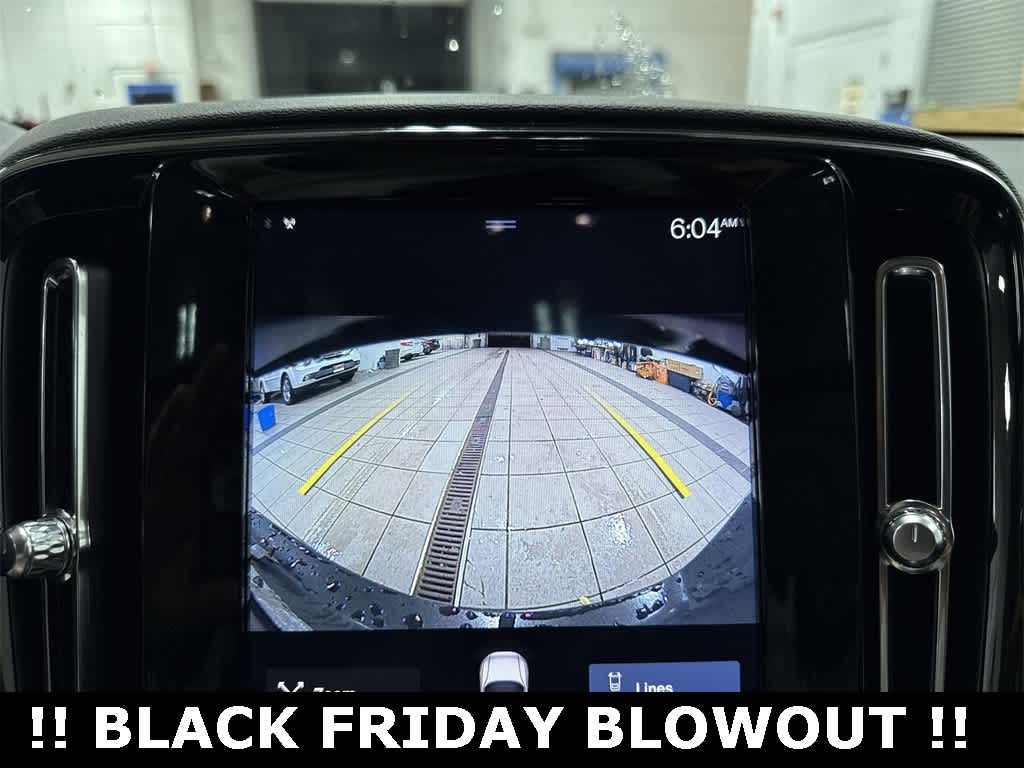 Thumbnail: 2020 Volvo XC40 - 25