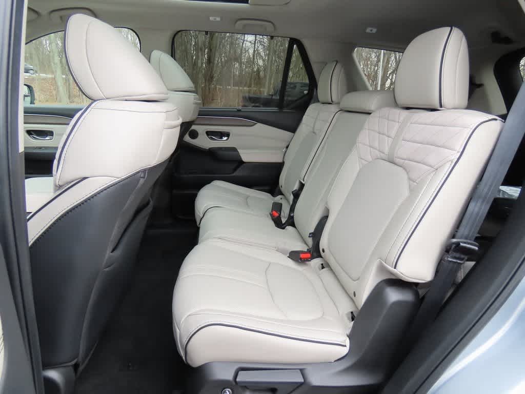 Thumbnail: 2026 Honda Pilot - 15