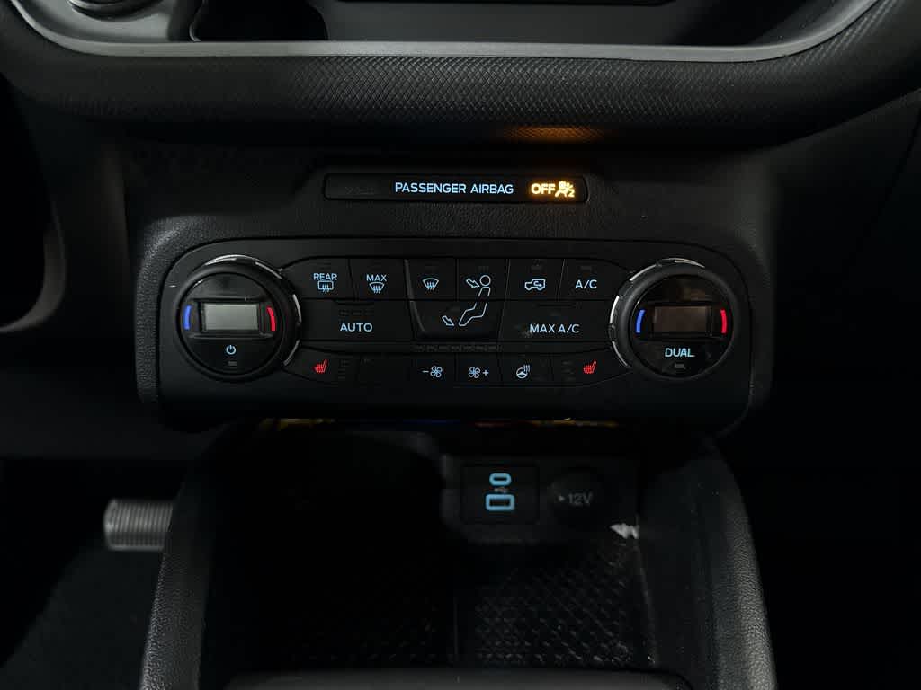 Thumbnail: 2021 Ford Bronco Sport - 21