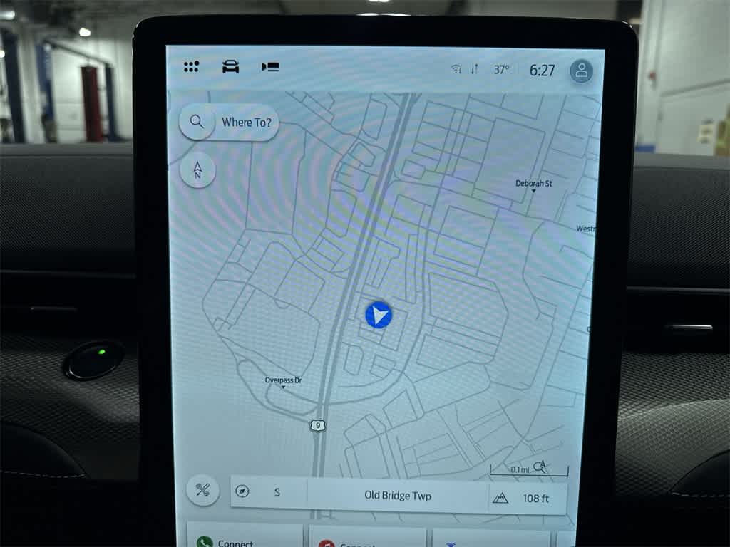 Thumbnail: 2022 Ford Mustang Mach-E - 20