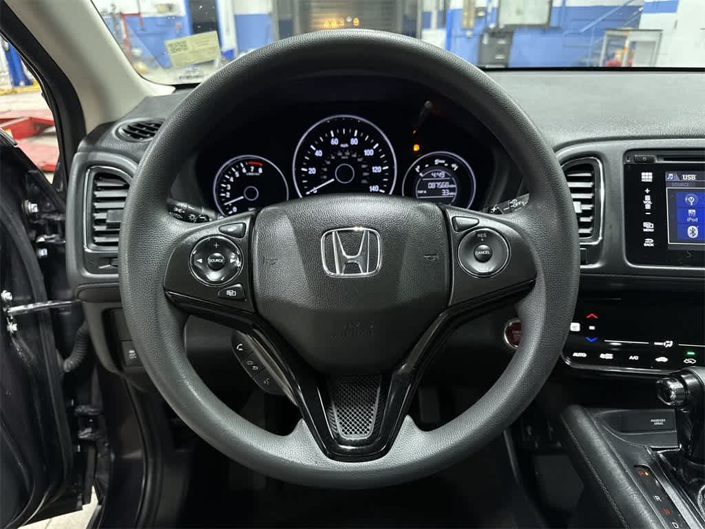 Thumbnail: 2017 Honda HR-V - 17