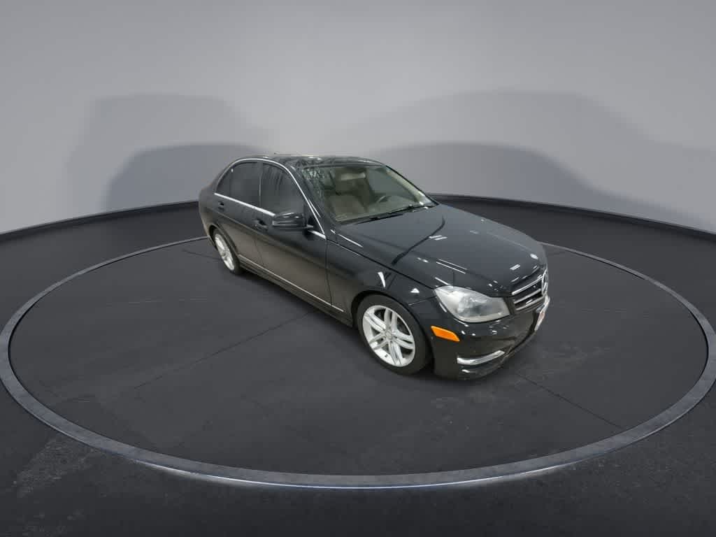Thumbnail: 2014 Mercedes-Benz C-Class - 2