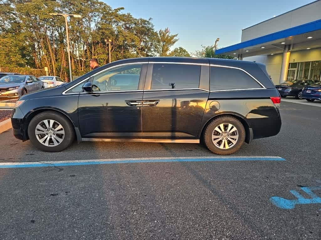 Thumbnail: 2014 Honda Odyssey - 10