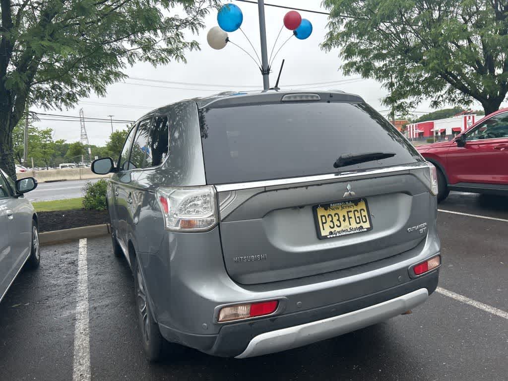 Thumbnail: 2015 Mitsubishi Outlander - 12