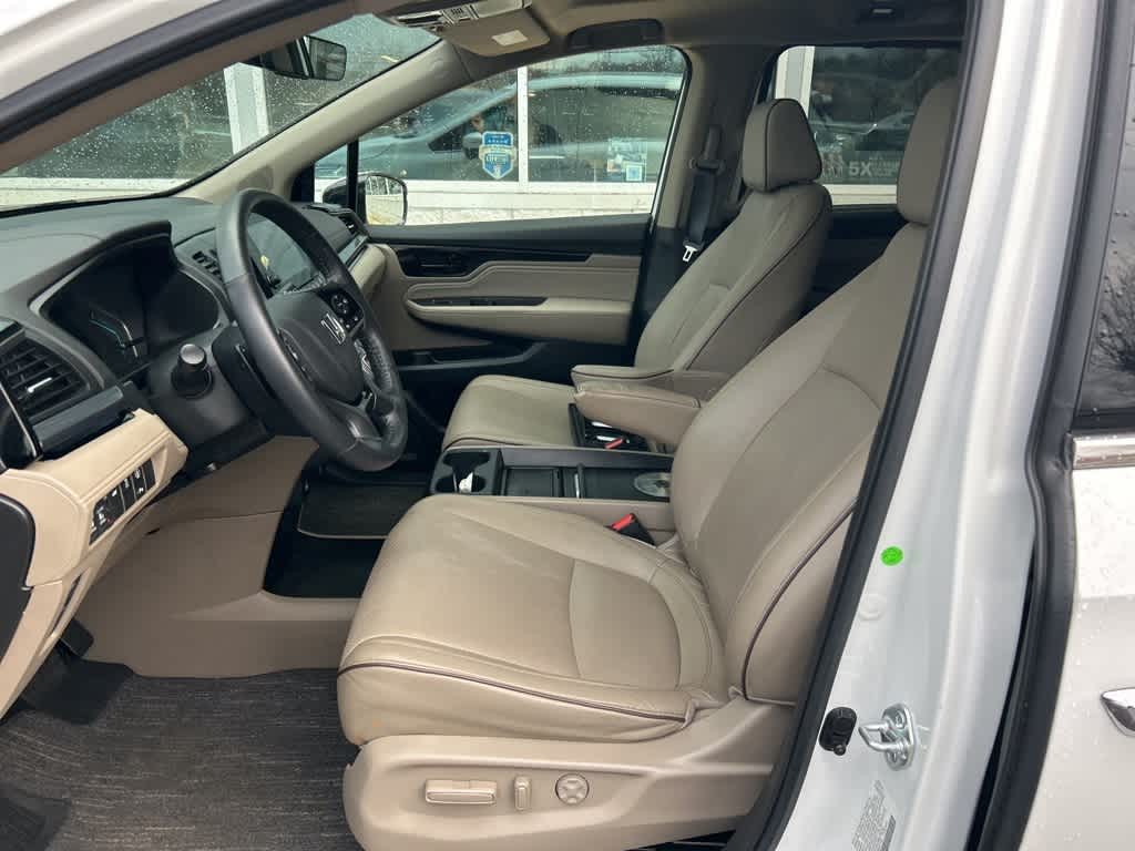 Thumbnail: 2023 Honda Odyssey - 13