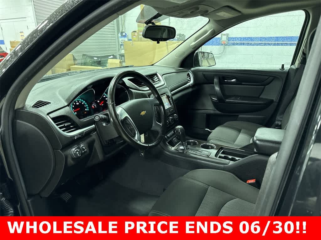 Thumbnail: 2015 Chevrolet Traverse - 31