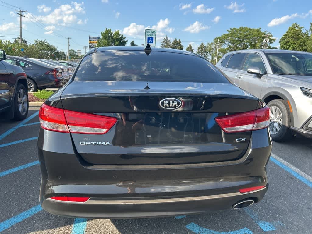 Thumbnail: 2018 Kia Optima - 9