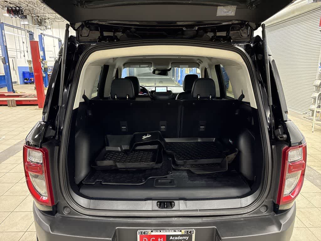 Thumbnail: 2021 Ford Bronco Sport - 11