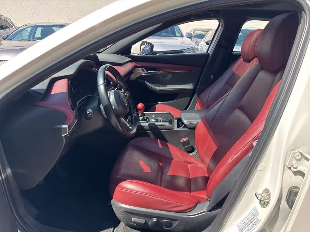 Thumbnail: 2022 Mazda Mazda3 - 8