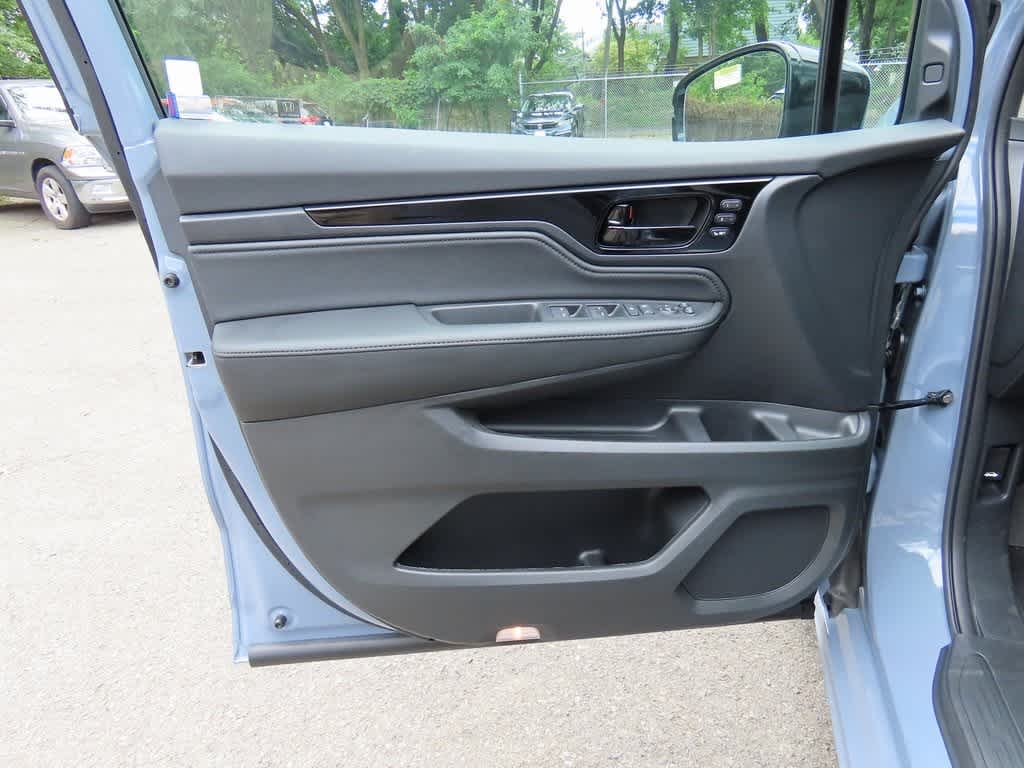 Thumbnail: 2026 Honda Odyssey - 18