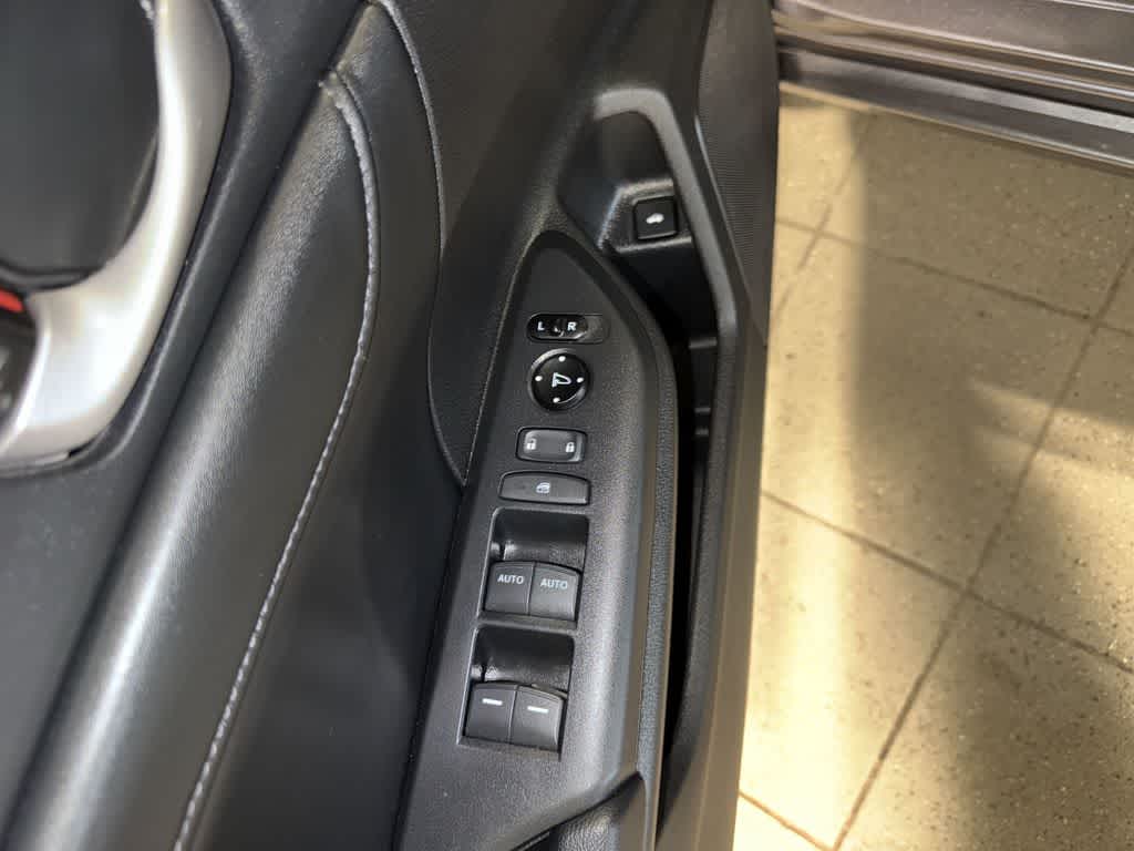 Thumbnail: 2020 Honda Insight - 23