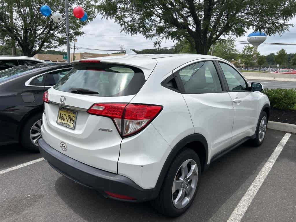 Thumbnail: 2022 Honda HR-V - 17