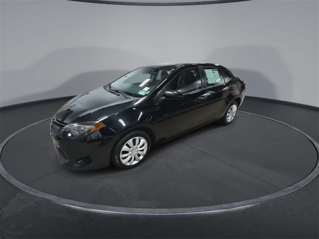 Thumbnail: 2018 Toyota Corolla - 4
