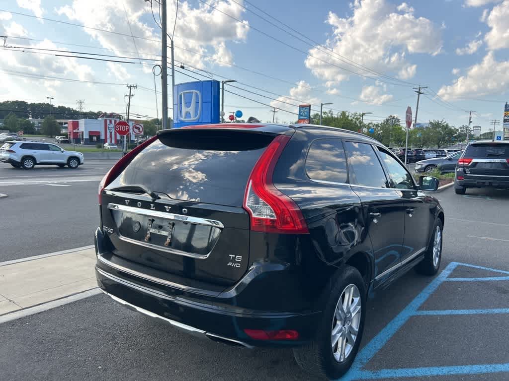 Thumbnail: 2015 Volvo XC60 - 6