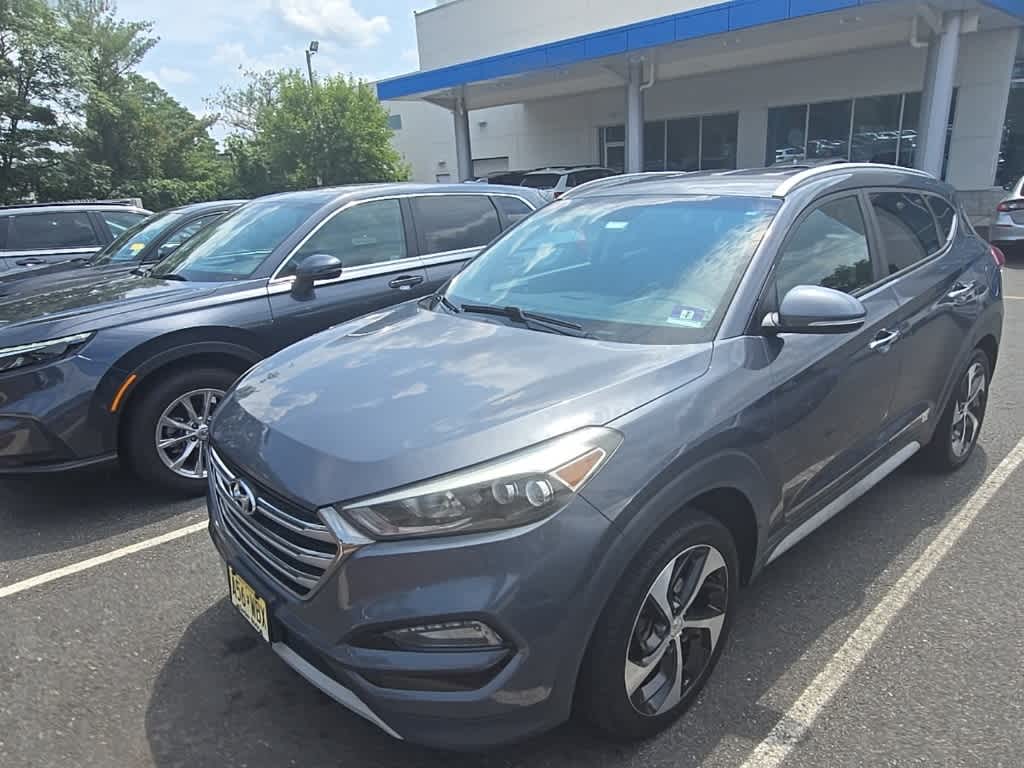 Thumbnail: 2017 Hyundai Tucson - 1