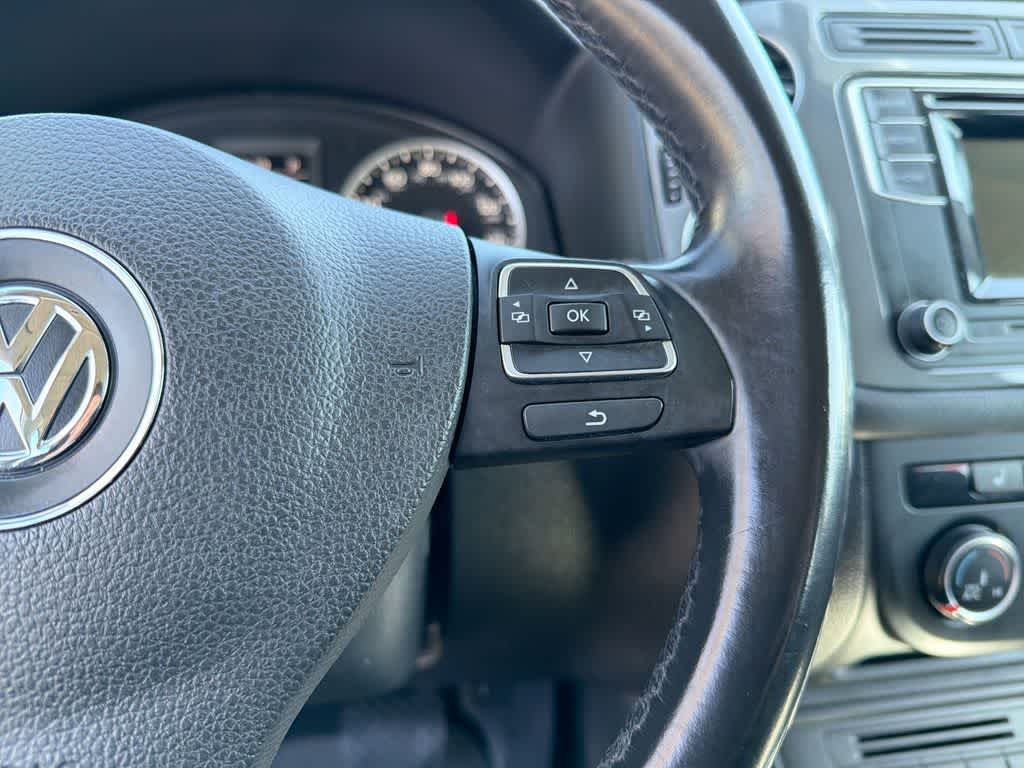 Thumbnail: 2016 Volkswagen Tiguan - 24