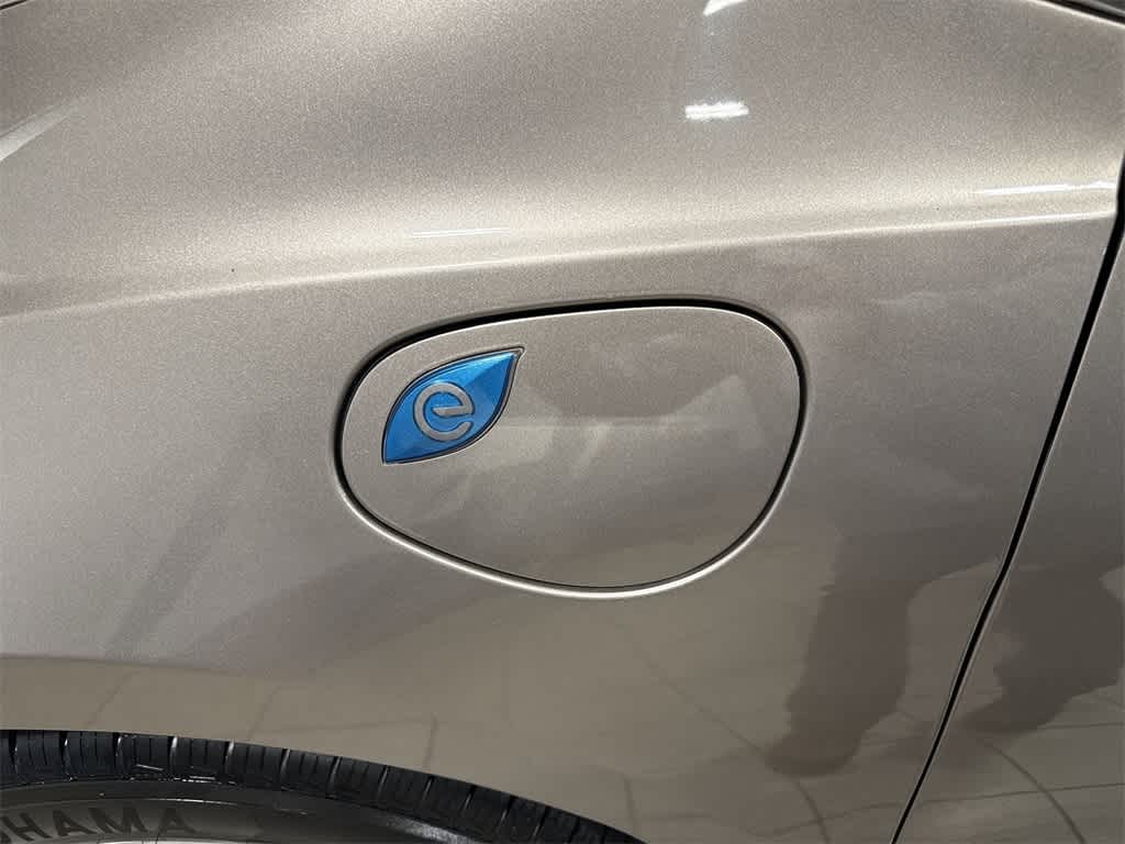 Thumbnail: 2018 Chrysler Pacifica - 26