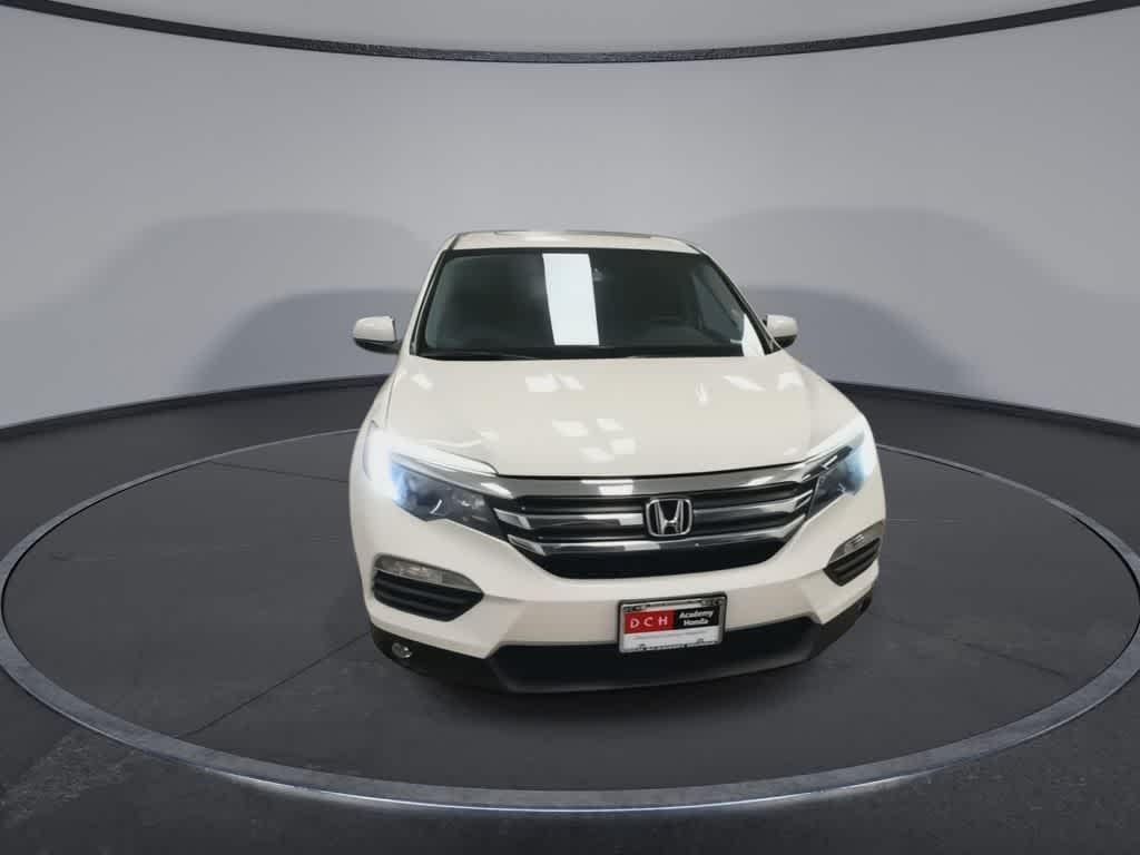 Thumbnail: 2018 Honda Pilot - 3