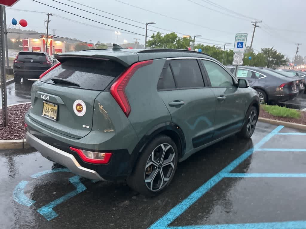 Thumbnail: 2023 Kia Niro - 14
