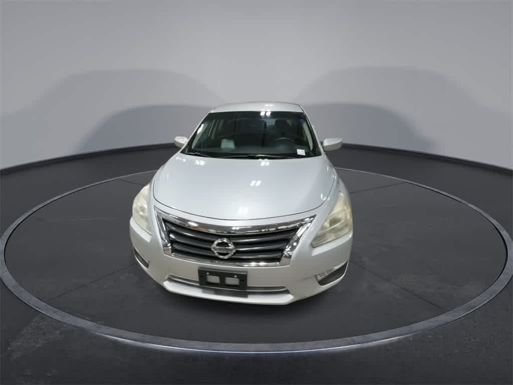 Thumbnail: 2015 Nissan Altima - 3