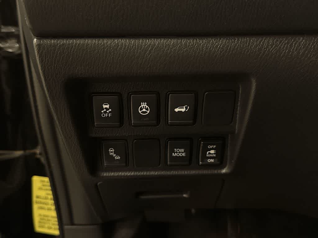 Thumbnail: 2018 Nissan Pathfinder - 33