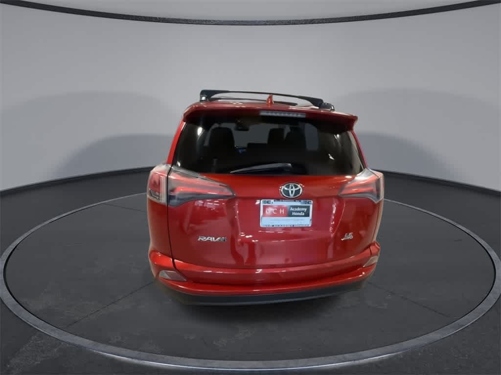 Thumbnail: 2017 Toyota RAV4 - 7