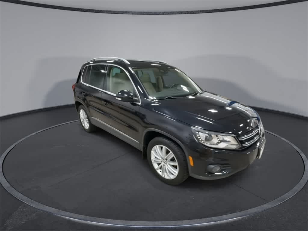 Thumbnail: 2016 Volkswagen Tiguan - 2