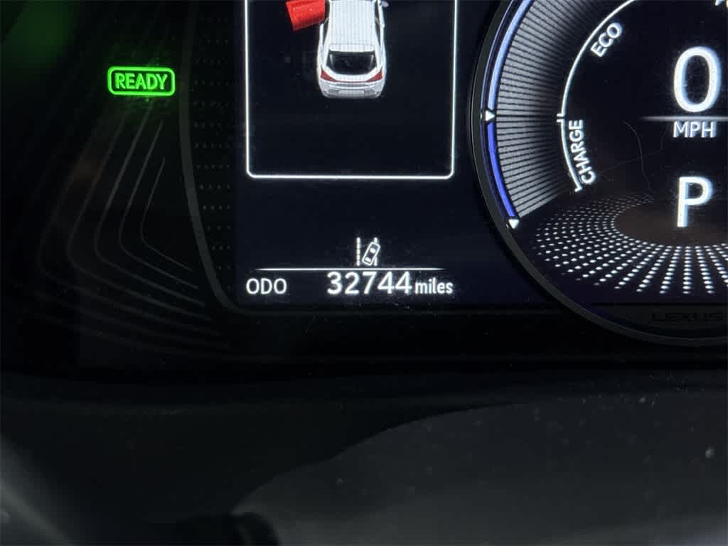 Thumbnail: 2024 Lexus UX - 19