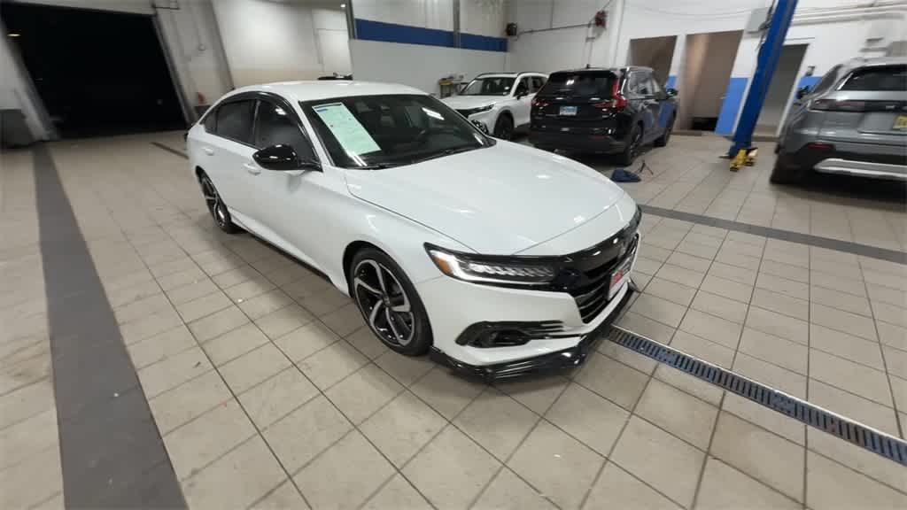 Thumbnail: 2022 Honda Accord - 2