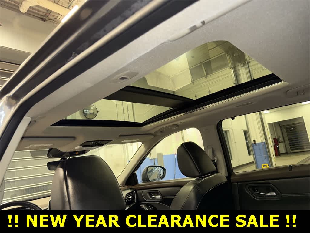 Thumbnail: 2023 Nissan Rogue - 24