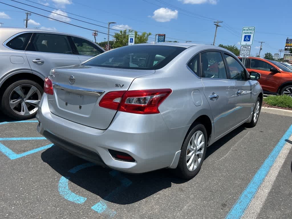 Thumbnail: 2019 Nissan Sentra - 6