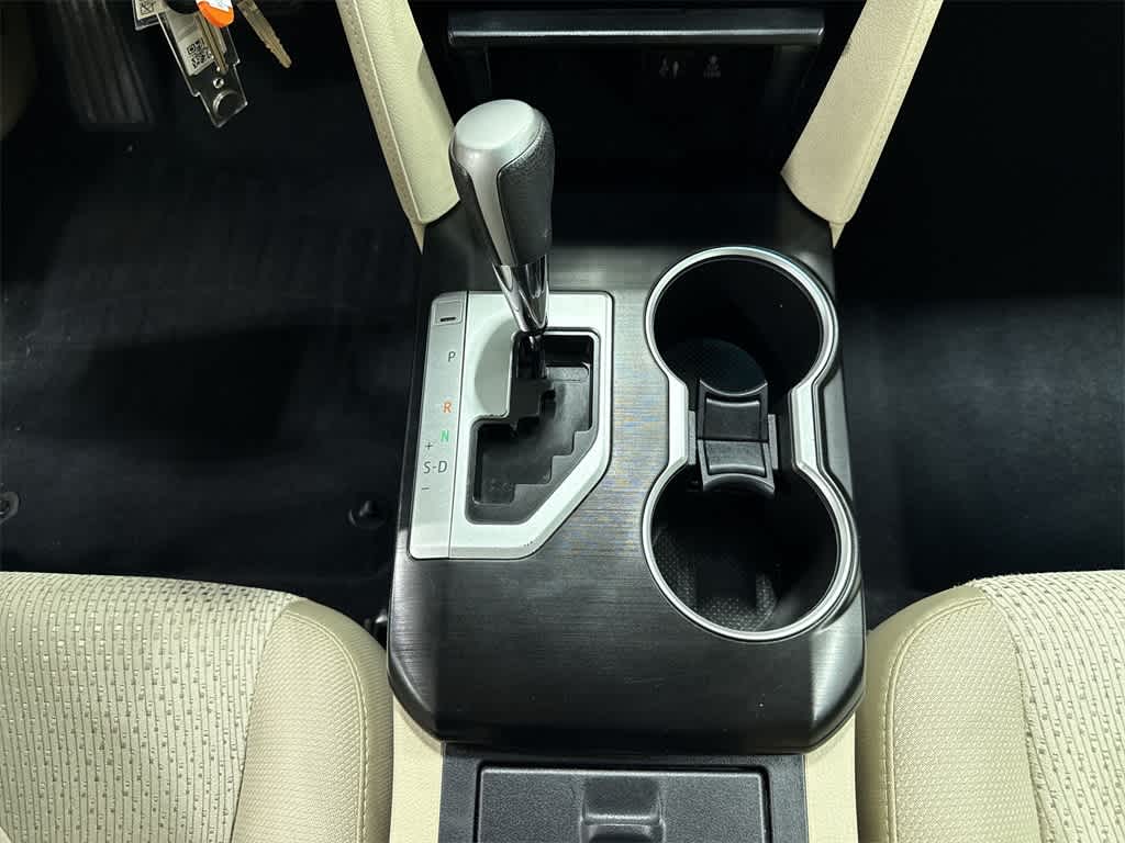 Thumbnail: 2014 Toyota Camry - 30