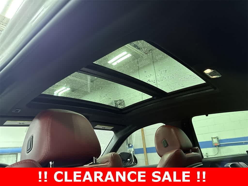 Thumbnail: 2022 BMW X6 - 25