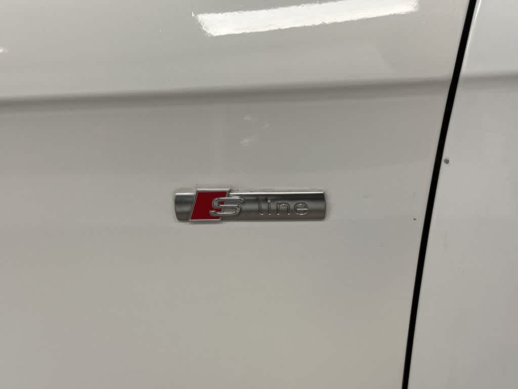 Thumbnail: 2014 Audi A4 - 27