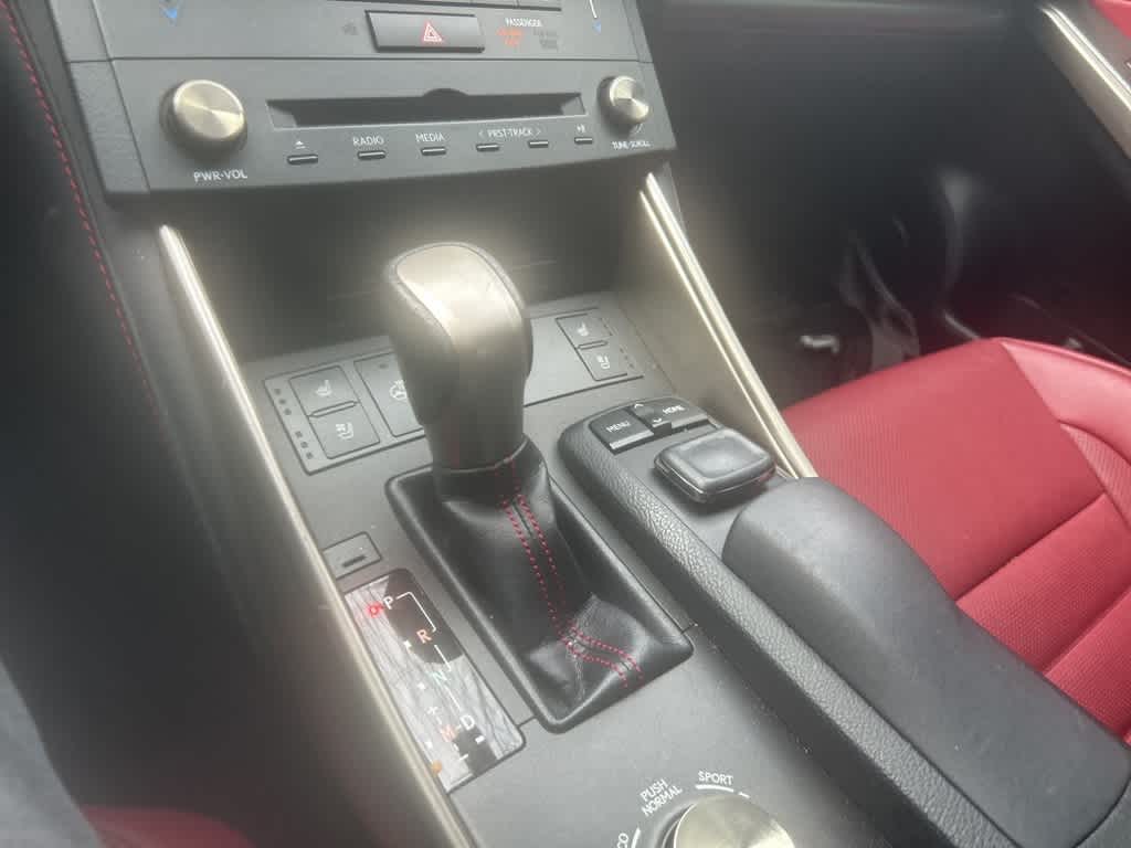 Thumbnail: 2016 Lexus IS - 7